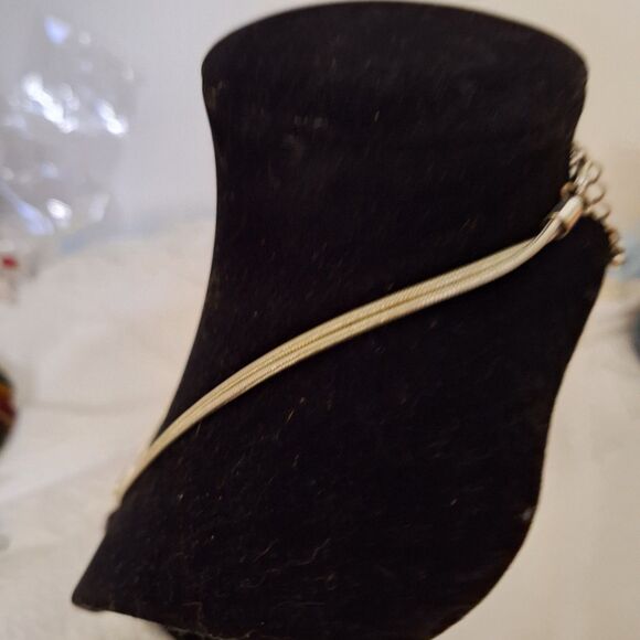 A Double Chain Women's Pendant Necklace Garnet Colored Glass Pendant - Picture 4 of 9